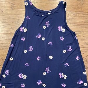 Cute tank from Old navy. Great condition!